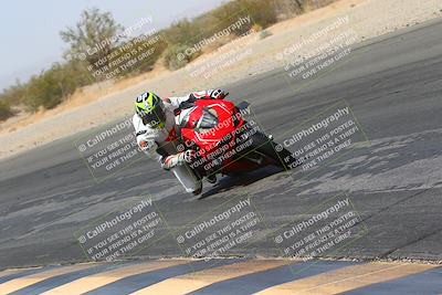 media/Mar-28-2022-Superbike Trackdays (Mon) [[b8603d0f67]]/Open Track Time/Turn 3 Inside/